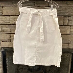 White‎ Knee-Length Pencil Skirt with Tie Front